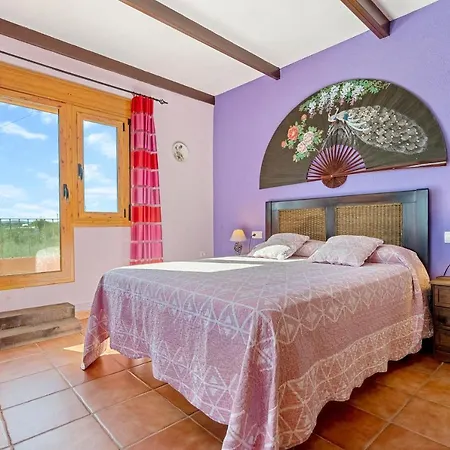 Hauzify I Mas Bomba Holiday home