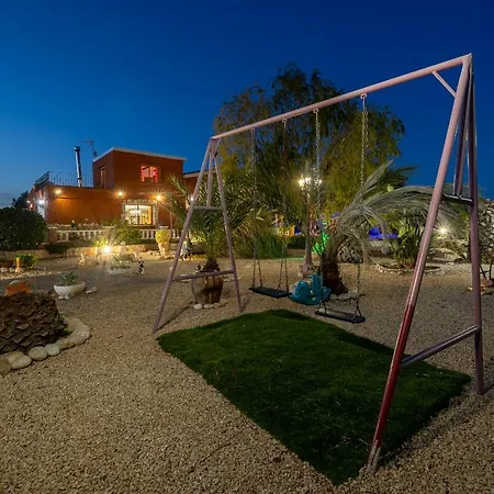 Holiday home Hauzify I Mas Bomba